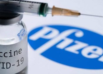 في عام 2021 . مبيعات لقاح فايزر بالقرب من “بيانات رائعة