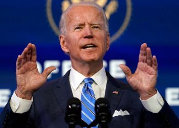 إن جنون اتخاذ القرار بين بايدن وترامب يؤثر على نفس الدولة الخليجية