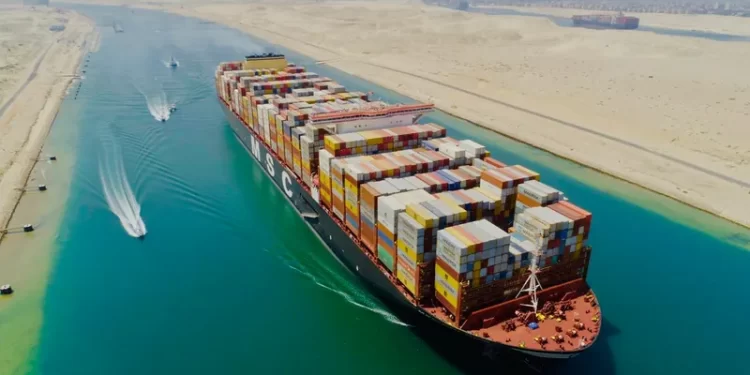 قناه السويس تطلق حمله أقتصاديه ترويجيه لجذب الاسثتثمارات