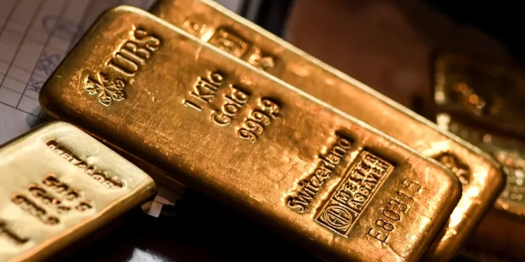 الذهب يتعافى مع تراجع الدولار إثر رهانات على تباطؤ وتيرة رفع الفائدة