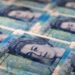 أرتفاع سعر الجنيه الإسترليني ليصل عند ذروة 6 أسابيع