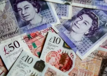 ارتفاع الإسترلينى واستعداد ريشي سوناك لتولي منصب رئيس الوزراء البريطاني