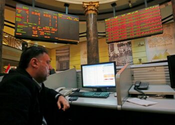 خبراء: البورصة المصرية مرشحون لحركة عرضية متذبذبة خلال ِالأسبوع الحالى