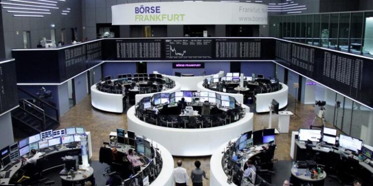 الأسهم الاوربية تبحث عن اتجاه والمتعاملين يتوقعون أسعار الفائدة