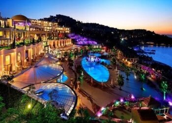 تراجع صافى أرباح المصرية للمنتجعات السياحية إلى 8.8% في الربع الثالث 2022