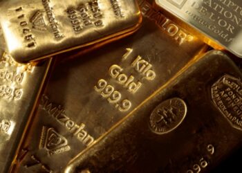 تراجع الذهب و تأكيد الفدرالي على وتيرة رفع أسعار الفائدة