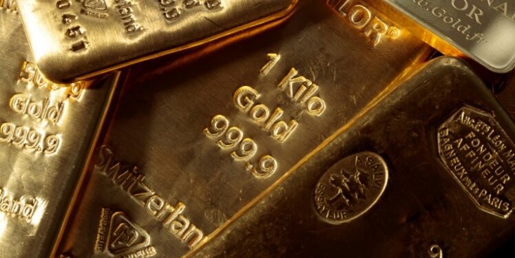 تراجع الذهب و تأكيد الفدرالي على وتيرة رفع أسعار الفائدة