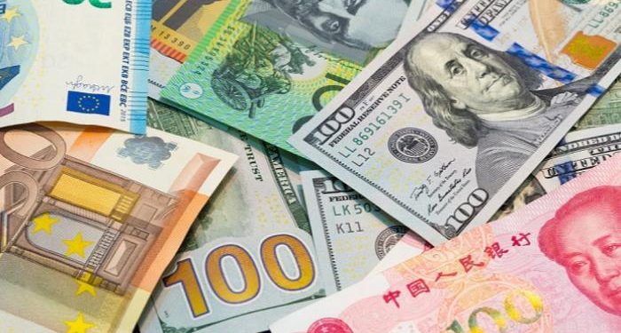 تعافي الدولار مقابل الفرنك بعد تخفيف الضغط البيعي – توقعات تعاملات 18 أغسطس 2025