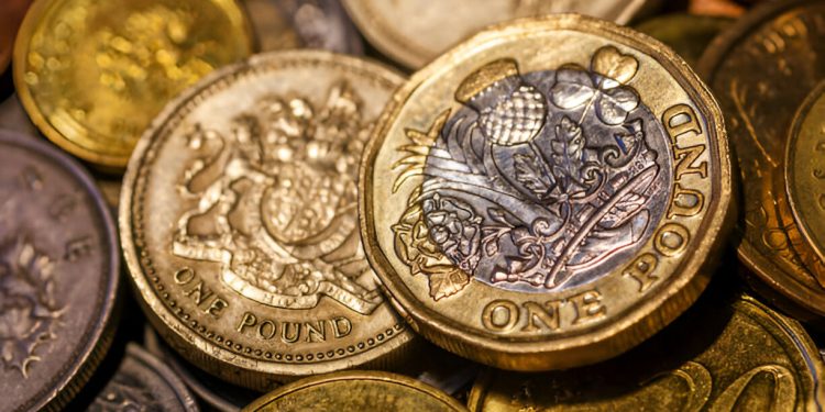 الارتفاعات الطفيفة للجنيه الإسترليني تفتح المجال للمضاربين