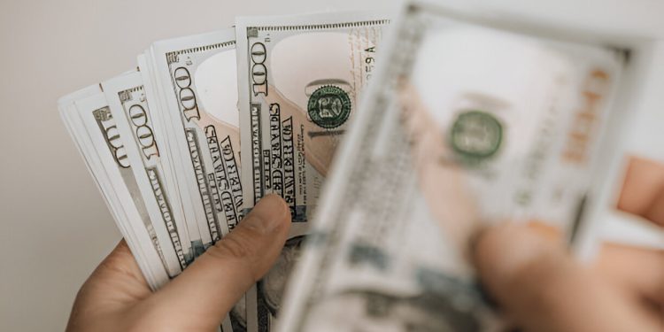 استقرار سعر الدولار مقابل الجنيه اليوم الأحد 14 سبتمبر 2025 بالبنوك المصرية