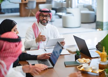 السوق السعودية تترقب انفجارًا سعريًا محتملًا.. و«تاسي» عند مفترق طرق حاسم