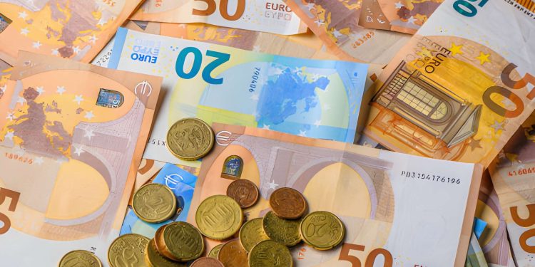 استقرار سعر اليورو أمام الجنيه المصري اليوم الثلاثاء 25 نوفمبر 2025