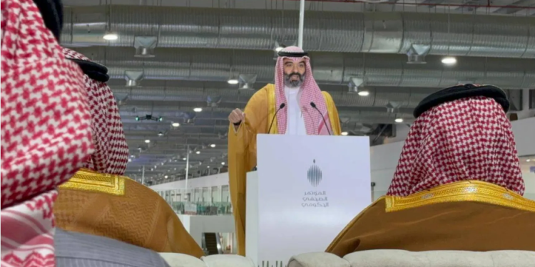 السعودية تُعزز ريادتها الرقمية: سوق الاتصالات والتقنية يستهدف 199 مليار ريال بحلول 2026